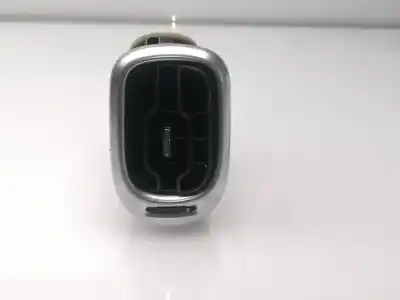 Автозапчастина б/у аераційна решіта для citroen c3 picasso 1.4 16v посилання на oem iam 9683043377