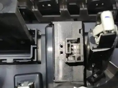 Pezzo di ricambio per auto di seconda mano modanatura per citroen c4 picasso i monospace (ud_) 1.6 hdi 110 riferimenti oem iam 967797647a 967797677a 