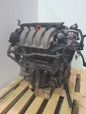 Автозапчастина б/у двигун комплект для AUDI A3 (8P) 2.0 FSI Ambiente Посилання на OEM IAM AXW  06F100031X