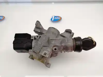 Pièce détachée automobile d'occasion Commutateur D'allumage pour BMW X5 (E70) 3.0d Références OEM IAM 32321095824 61358379345 11585299