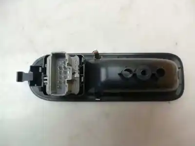 Автозапчасти б/у выключатель левого переднего окна за renault twingo (co6) 1.2 (c066/67/68) 58 cv / 43 kw ссылки oem iam e29472  