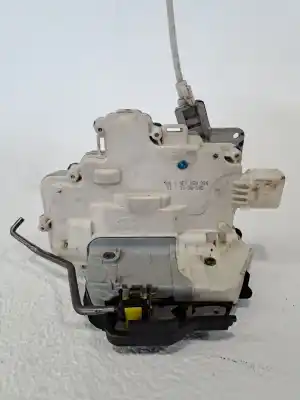 Pezzo di ricambio per auto di seconda mano serratura porta posteriore destra per audi a3 (8p) 2.0 tdi ambiente riferimenti oem iam 4f0839016  