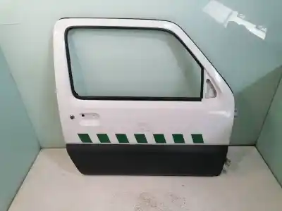 Автозапчасти б/у дверь передняя правая за SUZUKI JIMNY SN (FJ) 1.3 16V CAT ссылки OEM IAM 6800181A11  