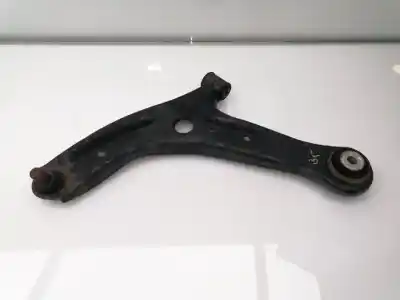 Tweedehands auto-onderdeel LINKER ONDERSTE OPHANG ARM voor FORD FIESTA (CE1)  OEM IAM-referenties 1737305  
