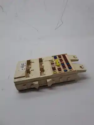 Pezzo di ricambio per auto di seconda mano scatola di preriscaldamento per ssangyong tivoli * riferimenti oem iam 8215035032  