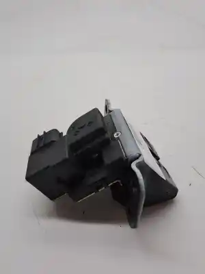Pezzo di ricambio per auto di seconda mano baule / serratura del cancello per ssangyong tivoli * riferimenti oem iam 7141035001  
