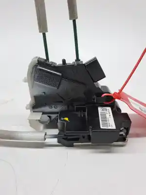 Pezzo di ricambio per auto di seconda mano serratura porta anteriore destra per ssangyong tivoli * riferimenti oem iam 7122035000  