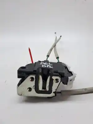 Pezzo di ricambio per auto di seconda mano serratura porta anteriore destra per ssangyong tivoli * riferimenti oem iam 7122035000  