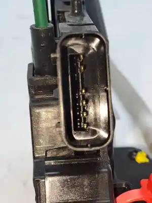 Pezzo di ricambio per auto di seconda mano serratura porta anteriore sinistra per ssangyong tivoli * riferimenti oem iam 7121035021  