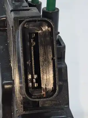 Second-hand car spare part rear right door lock for ssangyong tivoli * oem iam references 7132035001  