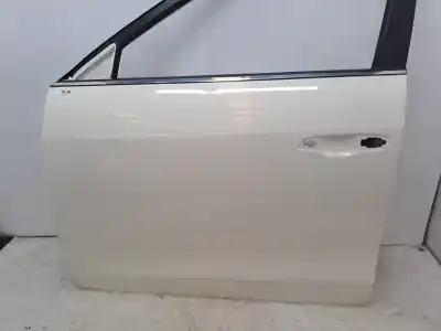 Автозапчастина б/у передні ліві двері для ssangyong tivoli * посилання на oem iam 6201135004  
