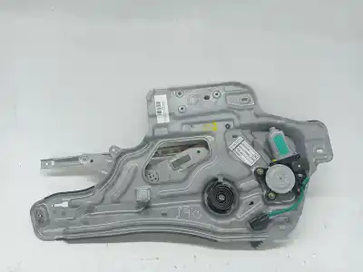 Piesă de schimb auto la mâna a doua MECANISM ACȚIONARE GEAM FAȚÃ STÂNGA pentru HYUNDAI SANTA FE (BM)  Referințe OEM IAM 8240526000  9881026100
