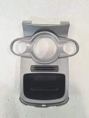 Автозапчасти б/у правая противотуманная фара за FORD FIESTA (CCN) * ссылки OEM IAM 1686490  8A6118D422AG38C7