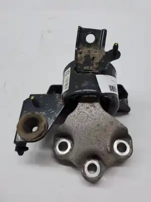 Second-hand car spare part Engine Support for SSANGYONG TIVOLI * OEM IAM references 2071035100  2071035200
