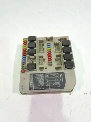 Gebrauchtes Autoersatzteil RELAIS SICHERUNGSKASTEN Multifunktionsrelais zum NISSAN MICRA (K12E)  OEM-IAM-Referenzen 284B7AX615  