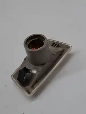 Pezzo di ricambio per auto di seconda mano lampada laterale sinistra per opel corsa d (s07) 1.4 (l08 l68) riferimenti oem iam 13252455  13497989