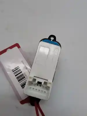 Pezzo di ricambio per auto di seconda mano interruttore alzacristalli anteriore destro per mazda cx-7 (er) 2.2 mzr-cd awd (er10a) riferimenti oem iam eh6266370  