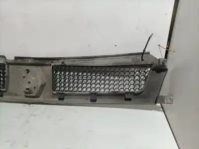 Автозапчастина б/у передня решіта для renault master ii phase 2 combi 3.0 dci diesel cat (zd3) посилання на oem iam 8200233765  8200233765