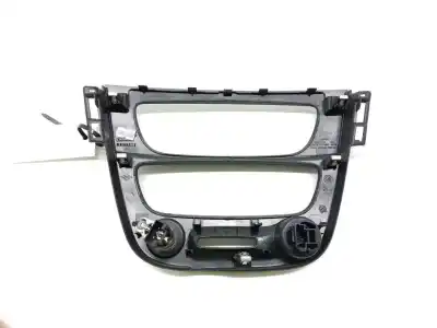 Автозапчастина б/у молдинг для renault fluence (l3_) 1.5 dci (l30d l30l l306 l33f l33l l33m l33v l33w) посилання на oem iam 682608709r 1021703 682608709r