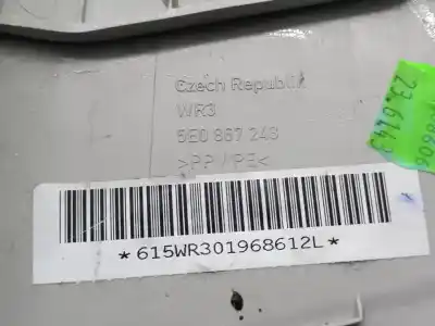 Автозапчастина б/у молдинг для skoda octavia combi (5e5) 1.6 tdi dpf посилання на oem iam 5e0868315 5e0867243 5e0867243