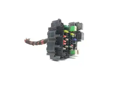 Second-hand car spare part FUSE BOX UNIT for SKODA OCTAVIA COMBI (5E5)  OEM IAM references 5Q0937615C VWPE904182 467140, 16052014