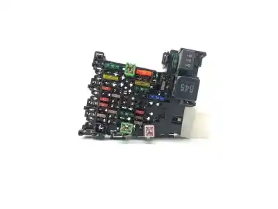 Second-hand car spare part fuse box unit for skoda octavia combi (5e5) 1.6 tdi dpf oem iam references 5q0937615c vwpe904182 467140, 16052014