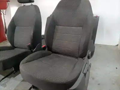 Автозапчастина б/у комплект сидів для skoda octavia combi (5e5) 1.6 tdi dpf посилання на oem iam 5q4881105a  5e0885375e
