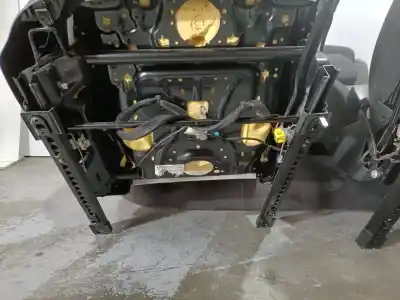 Автозапчастина б/у комплект сидів для skoda octavia combi (5e5) 1.6 tdi dpf посилання на oem iam 5q4881105a  5e0885375e