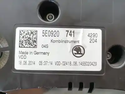 Автозапчастина б/у панель інструментів для skoda octavia combi (5e5) 1.6 tdi dpf посилання на oem iam 5e0920741  a2c87375200