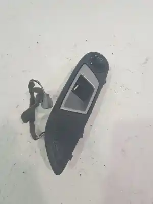 Pezzo di ricambio per auto di seconda mano maniglia interna anteriore sinistra per ford fiesta vi van 1.4 tdci riferimenti oem iam 8a61a2260  1748825