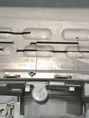 Автозапчастина б/у обработка передніх правіх дверей для citroen c3 / c3 origin iii (sx) 1.2 thp 110 посилання на oem iam 98129012zd  