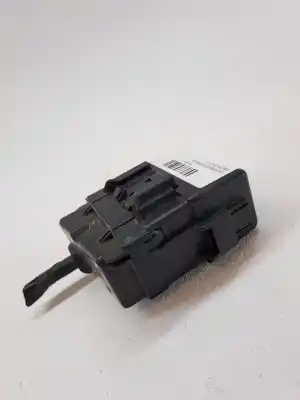 Pezzo di ricambio per auto di seconda mano scatola relè/fusibili per mazda cx-5 cx-5 riferimenti oem iam kd6266750  kd4566752