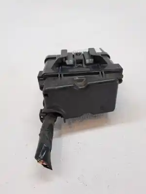 Pezzo di ricambio per auto di seconda mano scatola relè/fusibili per mazda cx-5 cx-5 riferimenti oem iam kd6266750  kd4566752