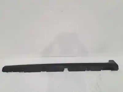 Автозапчасти б/у центральная решетка бампера за CITROEN C3 / C3 ORIGIN III (SX) 1.2 THP 110 ссылки OEM IAM 9813817480  