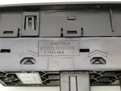 Pièce détachée automobile d'occasion COMMANDE DE LÈVE VITRE AVANT GAUCHE pour RENAULT MEGANE IV BERLINA 5P  Références OEM IAM 254012952R  