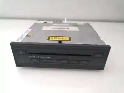Recambio de automóvil de segunda mano de Sistema Audio / Radio Cd para AUDI A8 D3 (4E2, 4E8) 4.0 TDI quattro referencias OEM IAM 4E0035111  