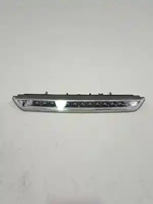 Recambio de automóvil de segunda mano de LUZ CENTRAL DE FRENO para CITROEN C4 PICASSO  referencias OEM IAM 6351LX  