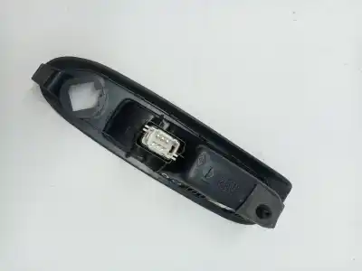 Автозапчастина б/у передній правий віконний вимикач для renault clio ii fase i (b/cbo) 1.2 посилання на oem iam 8200084005  