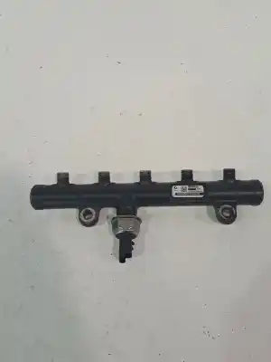 İkinci el araba yedek parçası ENJEKTÖR RAMPASI için FORD KUGA (CBS)  OEM IAM referansları 1455675  3M5Q9D280BC
