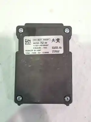 Автозапчасти б/у камера за citroen c3 / c3 origin iii (sx) 1.2 thp 110 ссылки oem iam 1640245680  9826575280