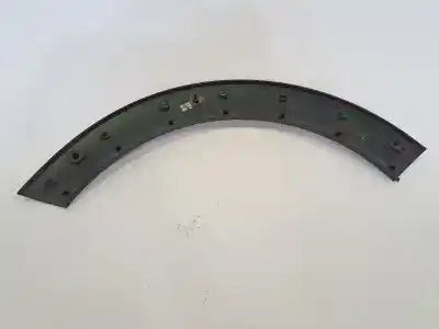 Second-hand car spare part right rear winglet for citroen c3 / c3 origin iii (sx) 1.2 thp 110 oem iam references 9812088780  