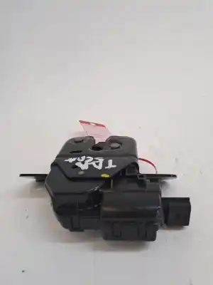 Second-hand car spare part trunk lock for renault clio v 1.0 tce bivalent. gasolina / gpl oem iam references 846304010r  