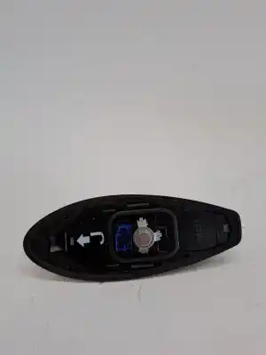 Автозапчастина б/у антена для lexus nx * посилання на oem iam 8676053100  