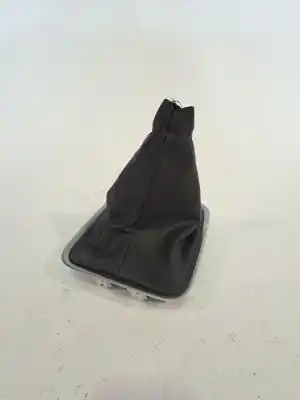 Pezzo di ricambio per auto di seconda mano Rivestimento Della Leva Del Cambio per CITROEN C3 / C3 ORIGIN III (SX) 1.2 THP 110 Riferimenti OEM IAM 16356538ZD  