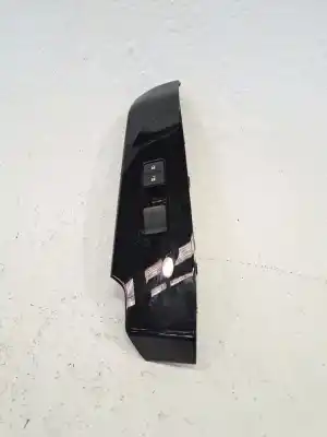 Pièce détachée automobile d'occasion Commande De Lève Vitre Avant Droit pour LEXUS IS 300 (JCE10) * Références OEM IAM 8481030181  