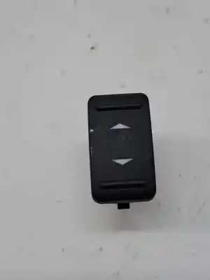 Peça sobressalente para automóvel em segunda mão BOTÃO / INTERRUPTOR ELEVADOR VIDRO DIANTEIRO DIREITO por FORD FOCUS SPORTBREAK (CAP)  Referências OEM IAM 1223143  3M5T14529AA