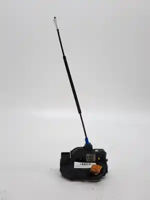 Second-hand car spare part FRONT RIGHT DOOR LOCK for OPEL ASTRA J LIM.  OEM IAM references 13579523  133736
