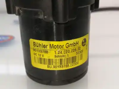 Recambio de automóvil de segunda mano de BOMBA AGUA para LAND ROVER FREELANDER (LN) Targa referencias OEM IAM 9013378B  