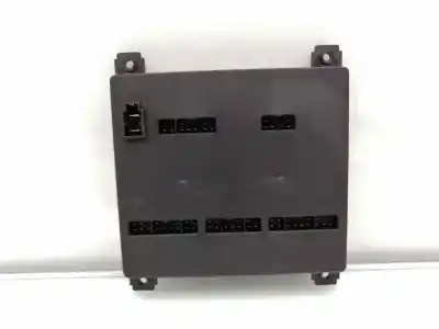 Recambio de automóvil de segunda mano de caja reles / fusibles para nissan qashqai (j10) acenta referencias oem iam 24310la300  