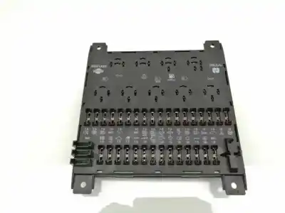 Recambio de automóvil de segunda mano de caja reles / fusibles para nissan qashqai (j10) acenta referencias oem iam 24310la300  